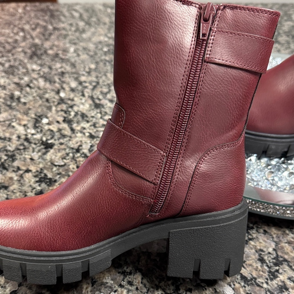 Sun + Stone Women's Burgundy Combat Boots NEW 5 - Picture 15 of 16